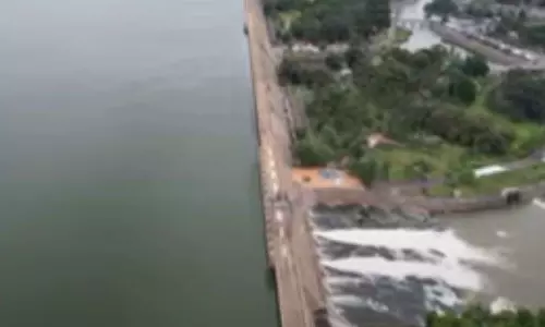 101 அடியை எட்டிய மேட்டூர் அணையின் நீர்மட்டம்