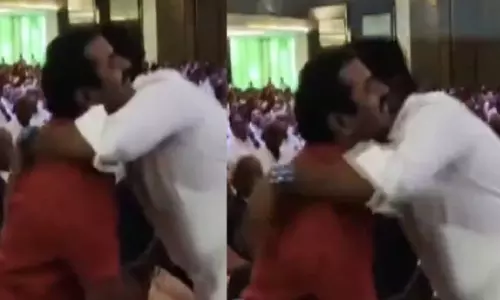 சீமானை கட்டியணைத்து அன்பை வெளிப்படுத்திய அண்ணாமலை - வீடியோ வைரல்