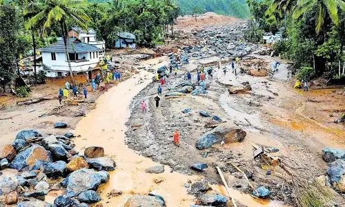 கடும் நிலச்சரிவால் இரண்டாவது முறையாக பாதிக்கப்பட்ட முண்டகை பகுதி