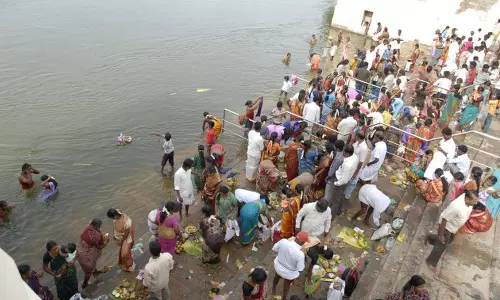 ஆடிப்பெருக்கு, ஆடி அமாவாசையில் பக்தர்கள் காவிரி ஆற்றில் இறங்கி நீராட தடை