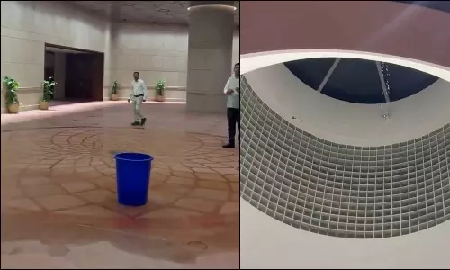 பாராளுமன்றத்திற்கு வெளியே வினாத்தாள் கசிவு, உள்ளே மழைநீர் கசிவு - எதிர்க்கட்சிகள் கிண்டல்