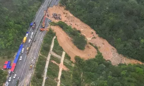 சீனாவில் கனமழையில் சிக்கி பலியானோர் எண்ணிக்கை 30 ஆக அதிகரிப்பு