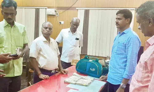 நகராட்சி அலுவலகத்தில் லஞ்ச ஒழிப்புத்துறையினர் விடிய விடிய சோதனை