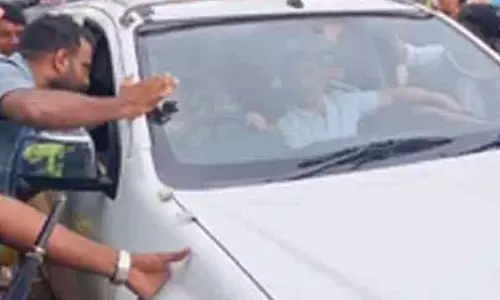 அவர் பார்க்க இங்க என்ன இருக்கு? ராகுல் வருகையை சாடிய கிராம மக்கள்