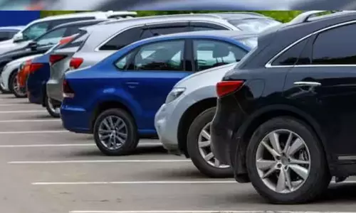 பார்க்கிங் விதிமீறிய பெண்ணுக்கு ரூ.11 லட்சம் அபராதம்