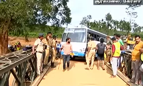 வயநாடு நிலச்சரிவில் சிக்கிய அரசு பேருந்து- 6 நாட்களுக்கு பிறகு மீட்பு