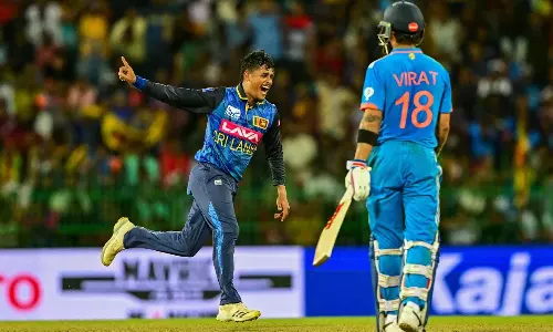 2வது ஒருநாள் போட்டி: வாண்டர்சே அபார பந்துவீச்சு- இந்தியாவை வீழ்த்தியது இலங்கை