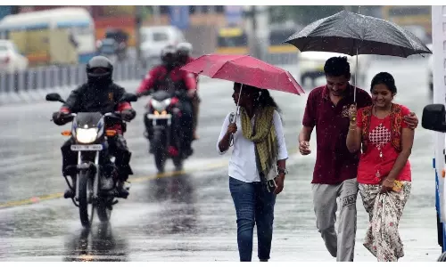 தமிழகத்தில் உள்ள 8 மாவட்டங்களில் கனமழைக்கு வாய்ப்பு