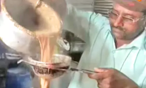 Tea Seller