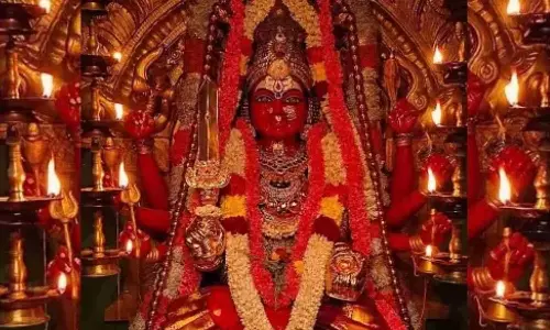 ஆடிப்பூர நாளில் வளையல் வழிபாட்டின் மகத்துவம்!