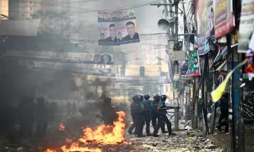ஷேக் ஹசீனா கட்சியை சேர்ந்த 29 தலைவர்கள் கொடூர கொலை
