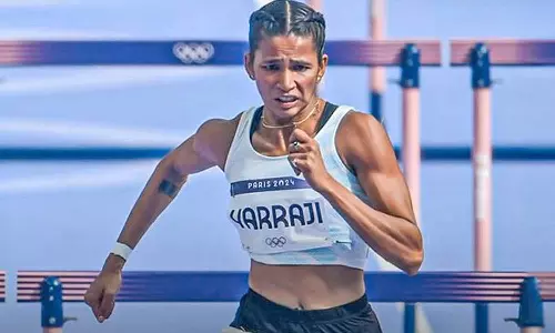 100-மீ தடை தாண்டும் ஓட்டம்: அரையிறுதி வாய்ப்பை இழந்த ஜோதி யார்ராஜி