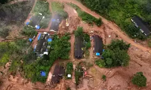 வயநாட்டில் திடீர் நில அதிர்வு.. பாதுகாப்பான இடங்களுக்கு பொதுமக்கள் மாற்றம்