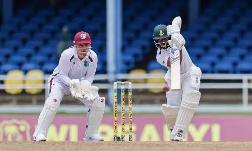 டிரினிடாட் டெஸ்ட்: தென் ஆப்பிரிக்கா முதல் இன்னிங்சில் 357 ரன்கள் குவிப்பு