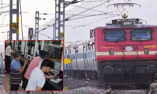 தட்கல், பிரீமியர் தட்கல், டிக்கெட் ரத்து மூலம் 5 சதவீதம் வருவாய்: ரெயில்வே மந்திரி வைஷ்ணவ்