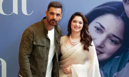 தமன்னா - ஜான் ஆபிரகாம் கூட்டணியில் நீதானே நீதானே பாடல் வெளியீடு