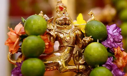 சரபேஸ்வரர்  108 போற்றி!