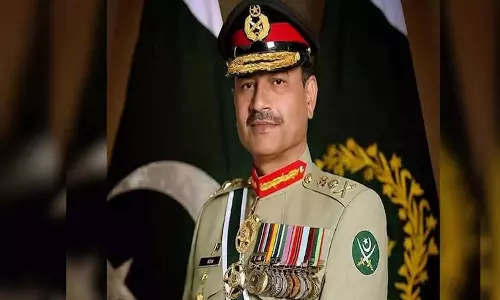 ராணுவத்தை பலவீனப்படுத்துவது அரசை பலவீனப்படுத்துவதாகும்: பாகிஸ்தான் ராணுவ தளபதி