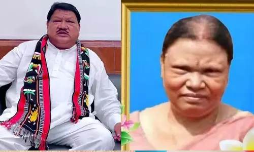 மத்திய அமைச்சரின் மனைவி டெங்கு  காய்ச்சலுக்கு பலி.. அமைச்சருக்கும் டெங்கு பாதிப்பு