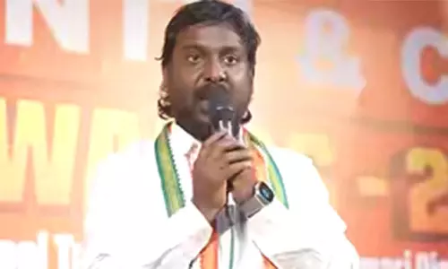 அதிக மதிப்பெண்கள் பெற்ற மாணவர்களுக்கு விஜய் வசந்த் எம்.பி. சான்றிதழ் வழங்கினார்