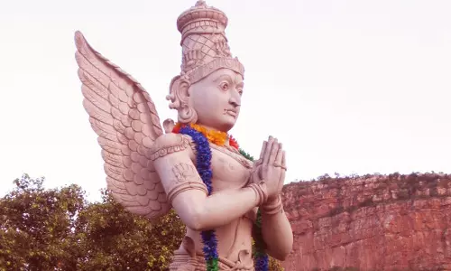 கழுகுகள் வரலாறு-பூடா, விருத்தா