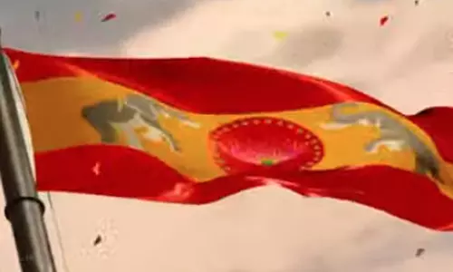 தமிழக வெற்றிக்கழகத்தின் கொடியை ஏற்றி கொடிப்பாடலை அறிமுகப்படுத்தினார் விஜய்- லைவ் அப்டேட்ஸ்