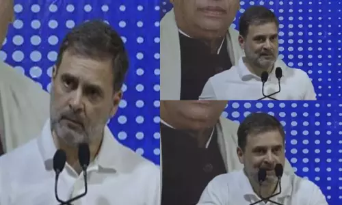 மோடி  மனதளவில் உடைந்துவிட்டார்-  பாடி லாங்குவேஜ கவனிச்சீங்களா? - கலாய்த்த ராகுல் காந்தி