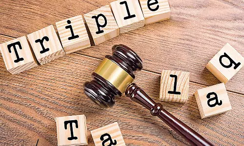 பிரதமர் மோடியை புகழ்ந்ததால் மனைவிக்கு தலாக் சொன்ன கணவர்