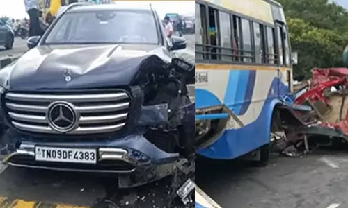 கிருஷ்ணகிரியில் அடுத்தடுத்து வாகனங்கள் மோதி பயங்கர விபத்து- 5 பேர் உயிரிழப்பு