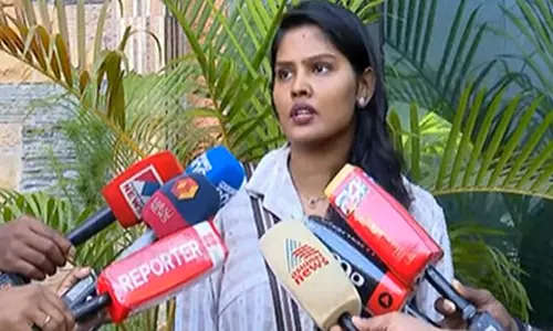 நடிகர் ரியாஸ்கான் மீது மலையாள நடிகை பாலியல் புகார்