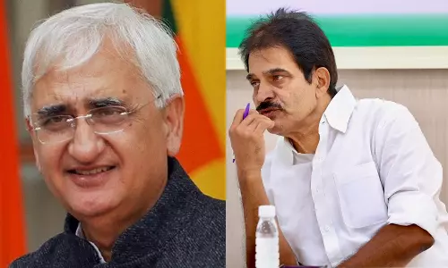 தொகுதி பங்கீடு இழுபறி: இரண்டு காங்கிரஸ் தலைவர்கள் ஜம்மு-காஷ்மீர் விரைவு