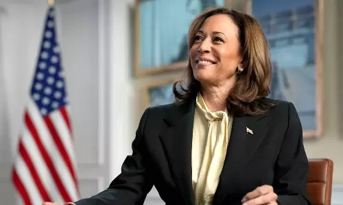 ஒரே மாதத்தில் குவிந்த ரூ.4,500 கோடி நிதி... கமலா ஹாரிஸ் பிரசாரத்துக்கு அமோக ஆதரவு