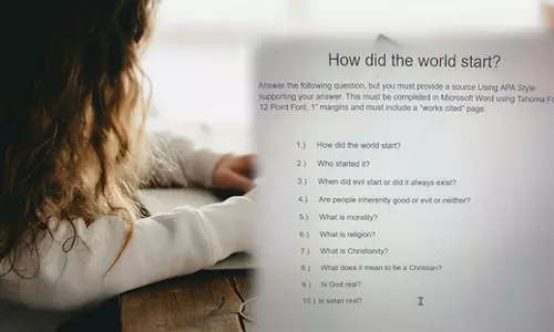 கடவுள் இருக்காரா? இல்லையா?: அமெரிக்க பள்ளியில் கேட்கப்பட்ட கேள்வியால் சர்ச்சை