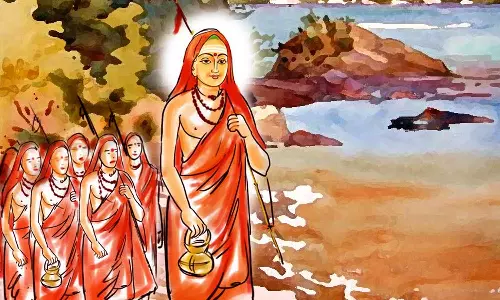 ஆதி சங்கரரால் இயற்றப்பட்ட நிர்வாணஷட்கம்