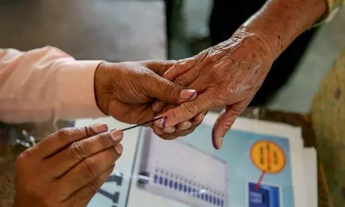 காஷ்மீரில் 2-வது கட்ட தேர்தலுக்கான மனுதாக்கல் தொடங்கியது