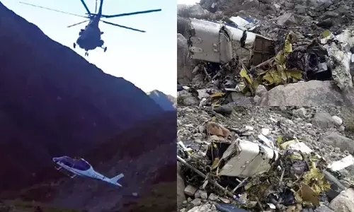 ராணுவ விமானத்தில் தூக்கிச் செல்லப்பட்ட விமானம் விபத்துக்குள்ளான அதிர்ச்சி வீடியோ...