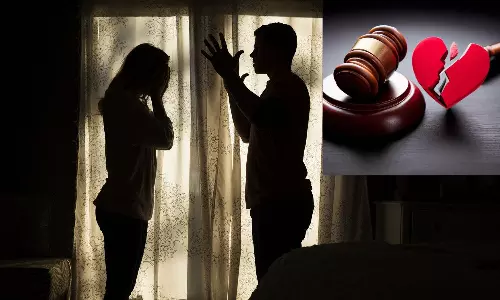 தனி அறையில் படுக்க சொன்ன மனைவி.. மன உளைச்சலில் இருந்த கணவனுக்கு உயர்நீதிமன்றம் விவாகரத்து!