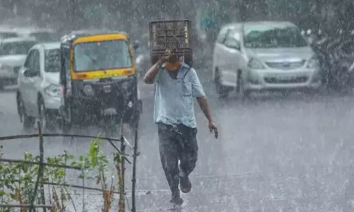 காற்றழுத்த தாழ்வு மண்டலம்: ஆந்திராவுக்கும் கனமழை எச்சரிக்கை