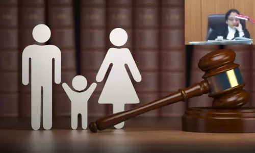 அவர் எப்படி வாழ முடியும்? கணவன் மீது வழக்கு தொடர்ந்த மனைவியிடம் நீதிபதி சரமாரி கேள்வி - வீடியோ