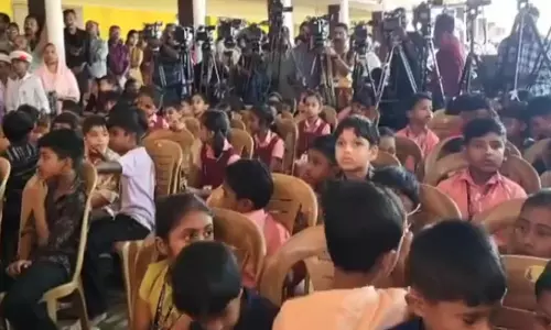 நிலச்சரிவால் பாதிக்கப்பட்ட சூரல்மலையில் மீண்டும் பள்ளிகள் திறப்பு