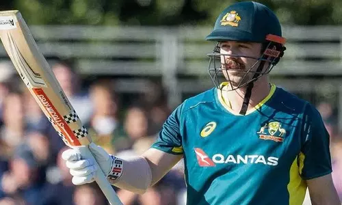 டிராவிஸ் ஹெட் அதிரடி.. 154 ரன்கள் இலக்கை 9.4 ஓவரில் எட்டிய ஆஸ்திரேலியா