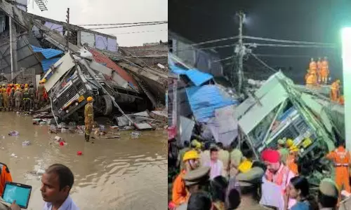 லக்னோவில் 3 மாடி கட்டடம் இடிந்து பயங்கர விபத்து.. 5 பேர் பலி -  மீட்புப்பணிகள் தீவிரம்