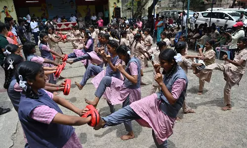 சென்னை மாநகராட்சி பள்ளி மாணவர்களுக்கு கராத்தே, ஜூடோ பயிற்சி- மேயர் தொடங்கி வைத்தார்