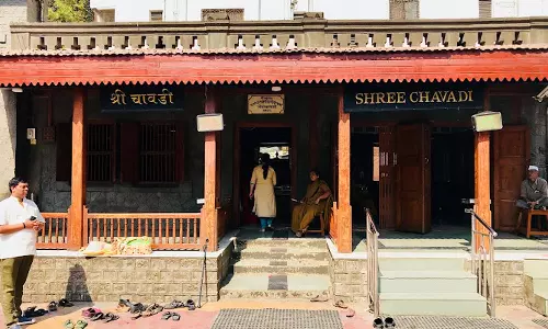 பாபா உறங்கிய சாவடி