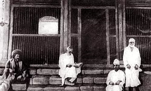 துவாரக மாயி (மசூதி)