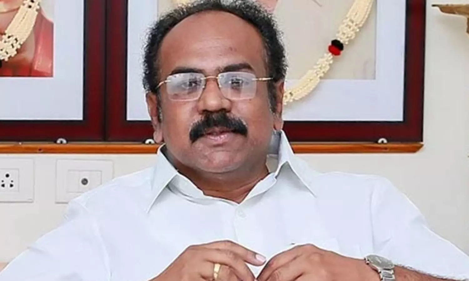 சென்னையில் மின்தடை- அமைச்சர் தங்கம் தென்னரசு விளக்கம் சென்னையில் மின்தடை- அமைச்சர் தங்கம் தென்னரசு விளக்கம்