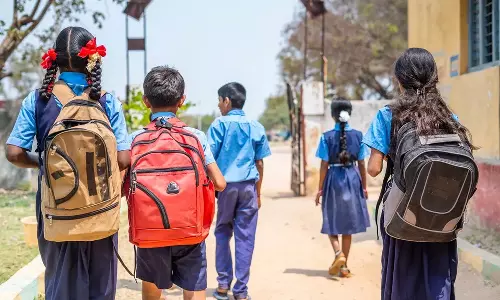 தமிழகம் முழுவதும் நாளை பள்ளிகளுக்கு விடுமுறை