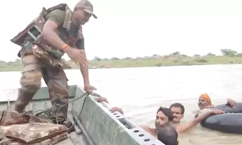 மத்தியப் பிரதேசத்தில் கனமழை- மீட்பு பணியில் ராணுவம்