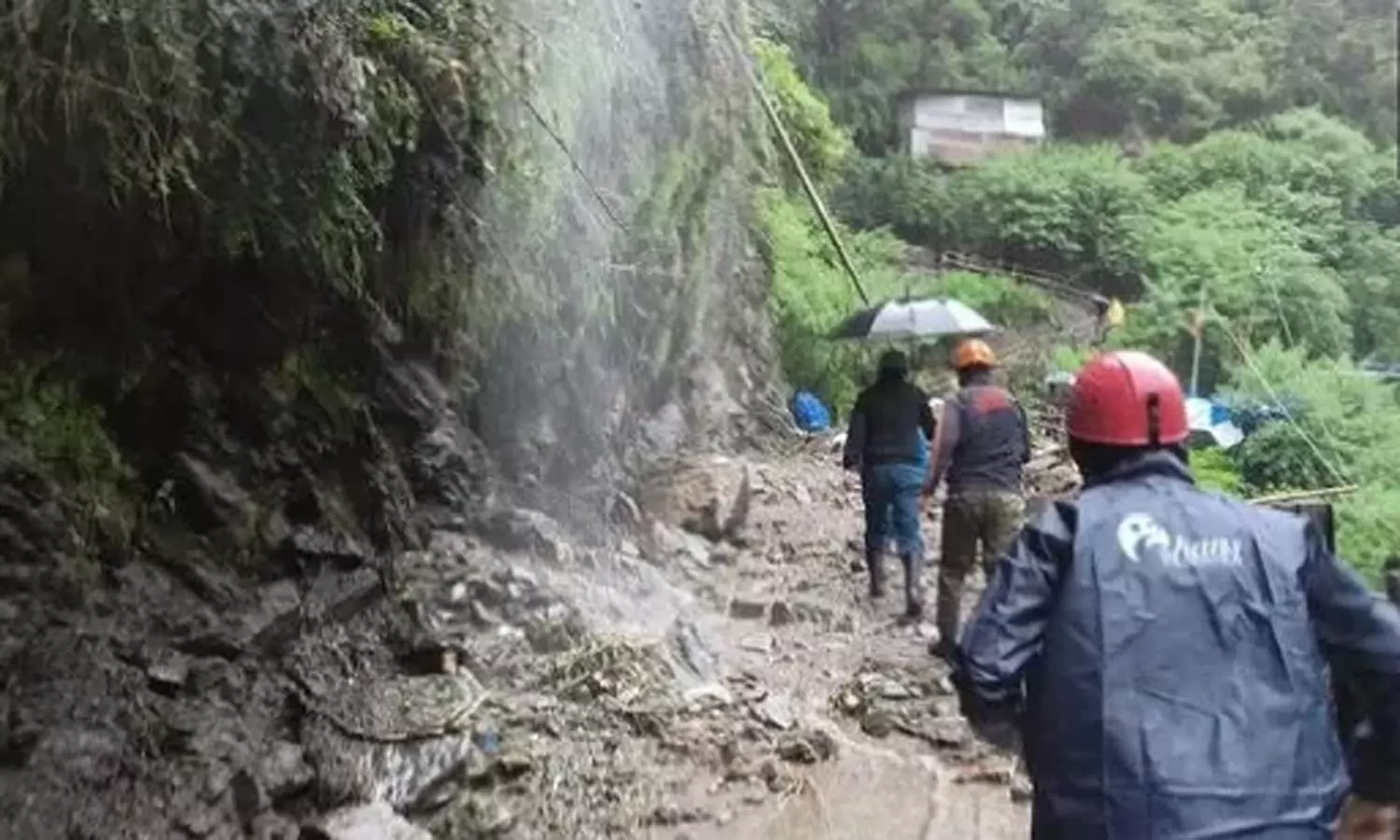 30 people from Tamil Nadu are stand after landslide in Uttarakhand/உத்தரகாண்ட்  நிலச்சரிவில் சிக்கி 30 தமிழர்கள் தவிப்பு