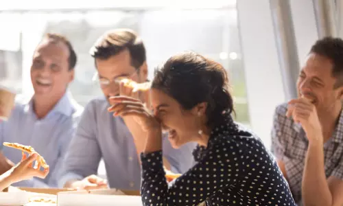 அலுவலகமும் நட்புறவும்...